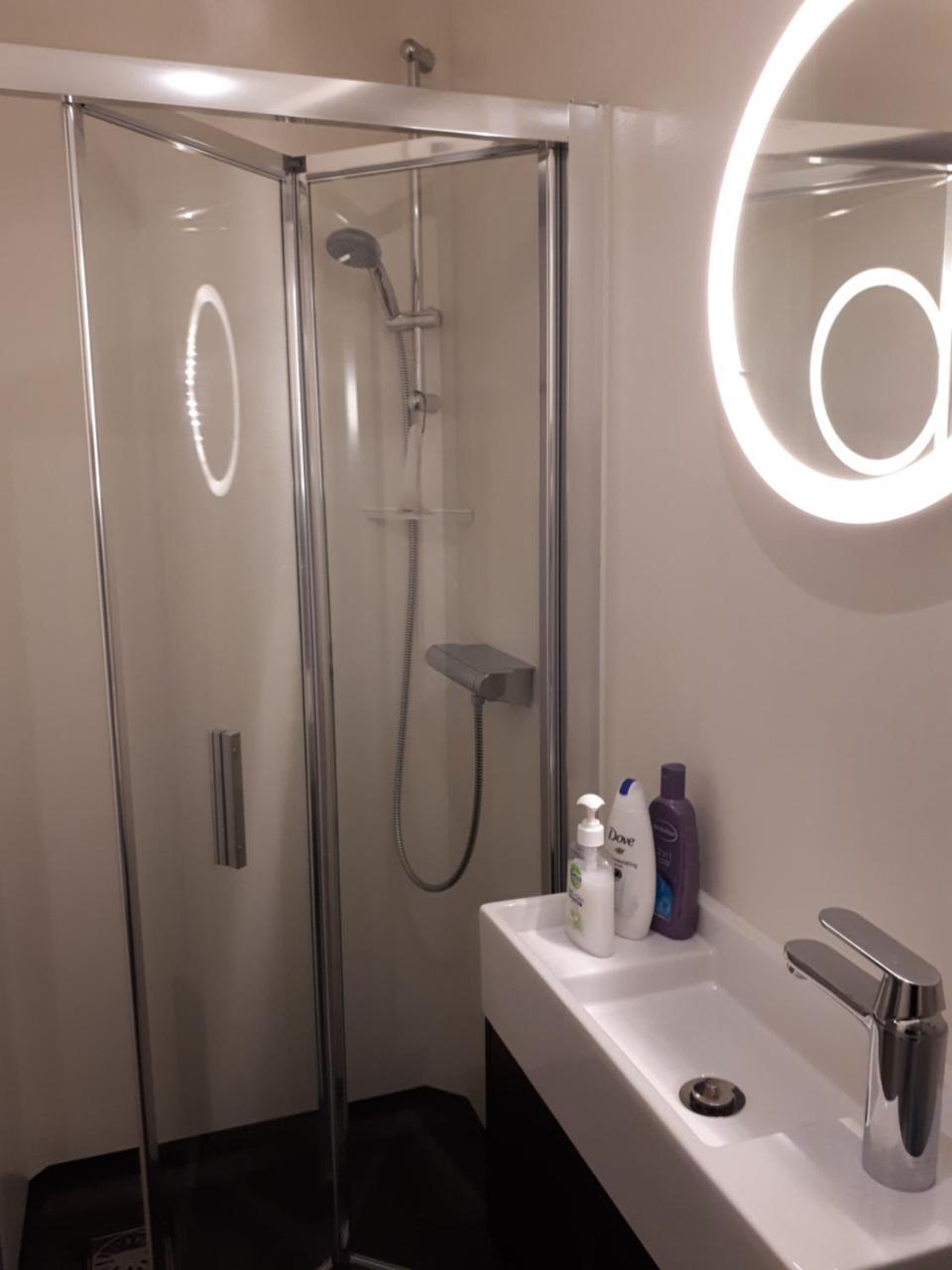 Rooms On Water Ротердам Екстериор снимка